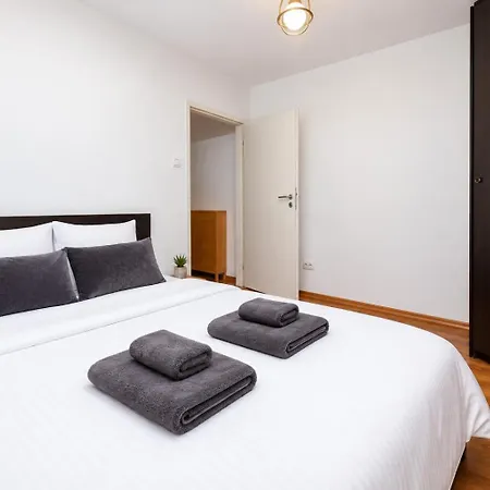 Apartment Colorapartments Bratianu44 Boulevard Bukarest